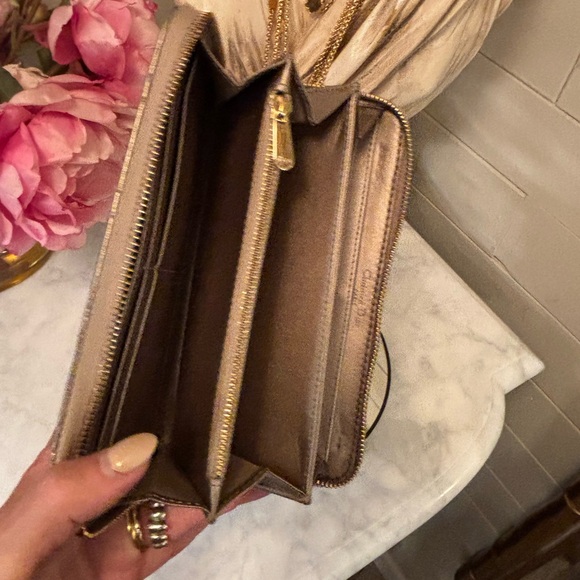 Gorgeous EUC Christian Dior Gold Quilted Cannage Long Wallet w Sig Charm Pull - Picture 9 of 14